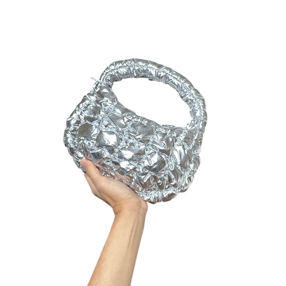 RARE NWT COS Silver Micro Quilted Bag - Picture 2 of 5